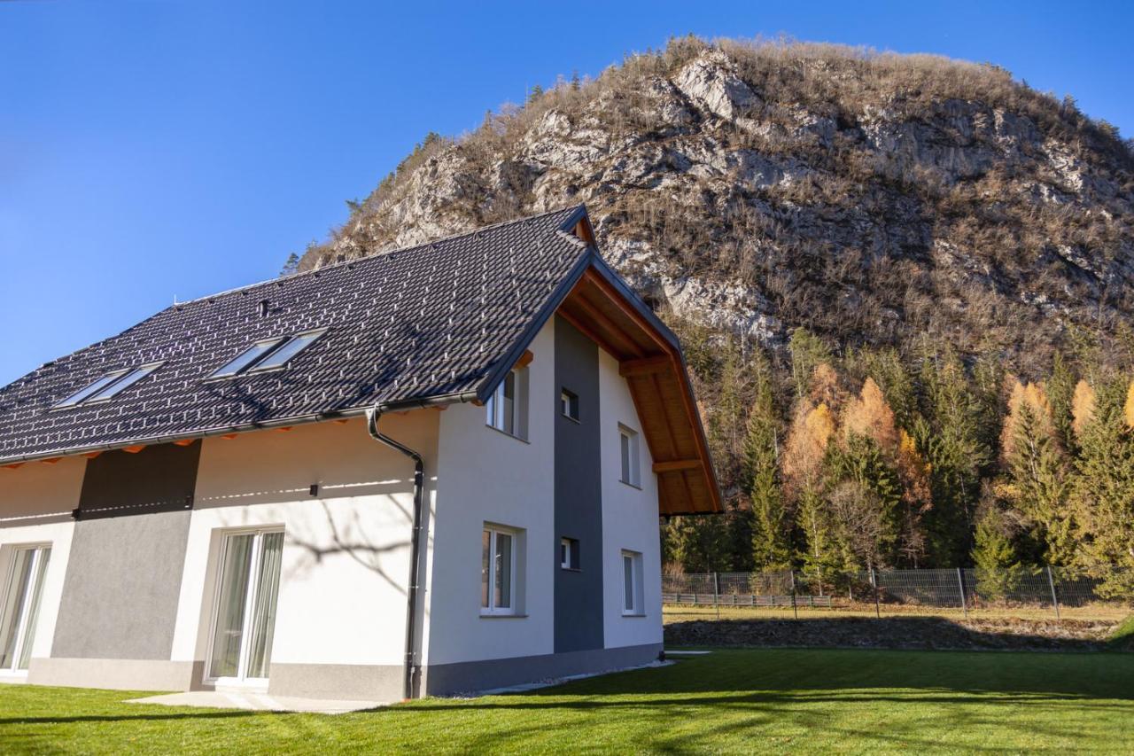 Chic Apartments With Balcony And Spa In Mojstrana Exterior foto